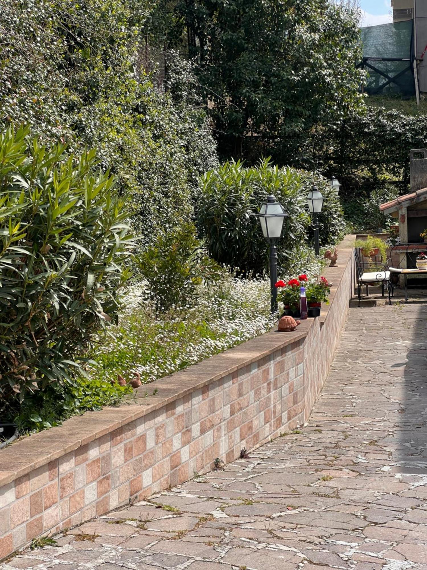 ベヴァーニャ Lucky Garden Bed & Breakfast エクステリア 写真